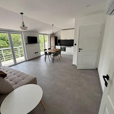Maja Apartment