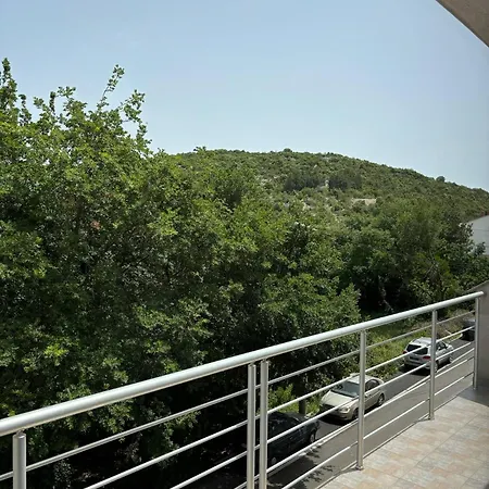 Apartment Maja