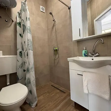 Maja Apartment *